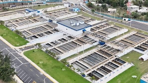 Santiago instala nueva línea de agua en la Metropolitana: el reto de que llegue mejor servicio a los&nbsp;barrios
