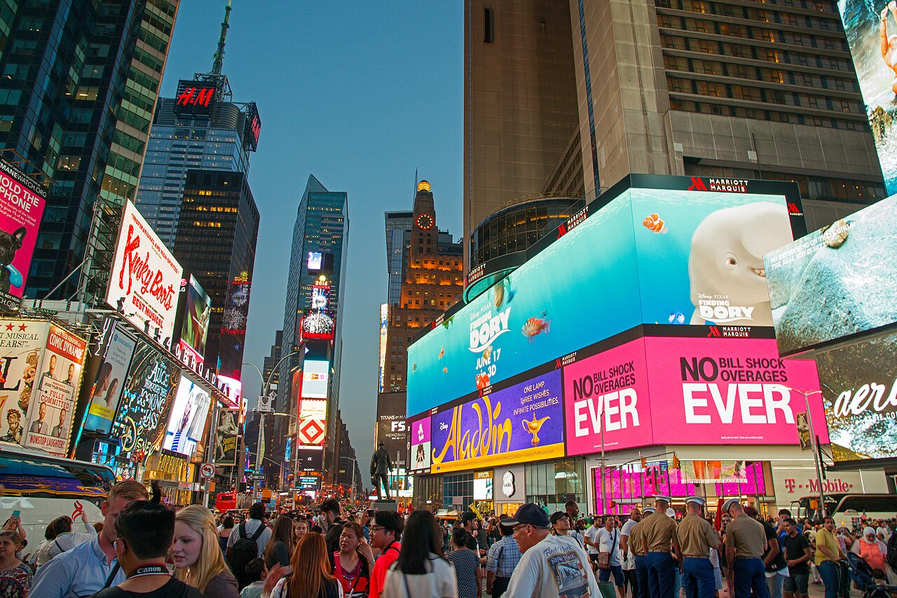 Espacio peatonal en Times Square, Nueva York, fotografiado en 2016